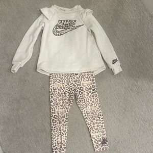 Girls Nike White Long Sleeve with Leopard Print Leggings